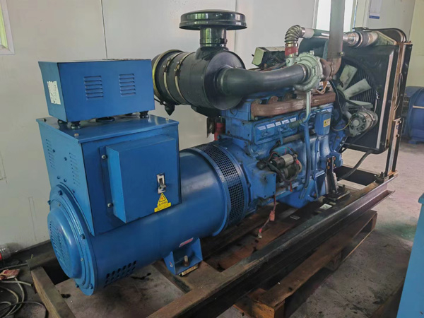 金秀100kW柴油发电机组使用多级机油有哪些优缺点？